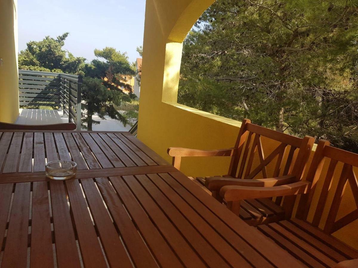 Villa Niva Вир Екстер'єр фото